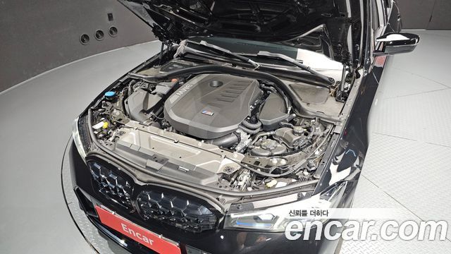 BMW 3-Series 2025 — photo 6