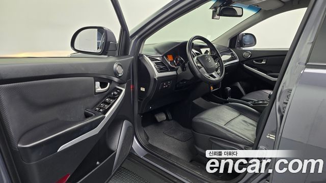 KG Mobility KORANDO 2017 — photo 13