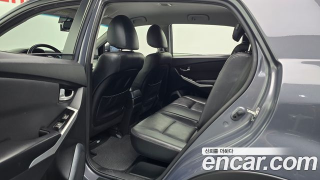 KG Mobility KORANDO 2017 — photo 18