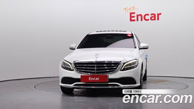 Mercedes-Benz C-Class 2019 — photo 3