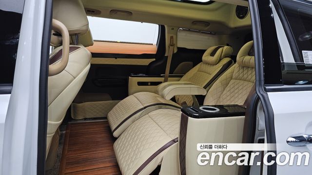 Kia Canival 2020 — photo 18