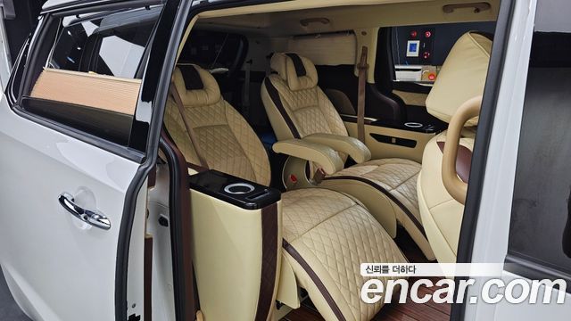 Kia Canival 2020 — photo 16