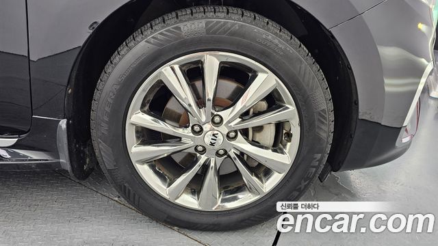 Kia Canival 2019 — photo 7