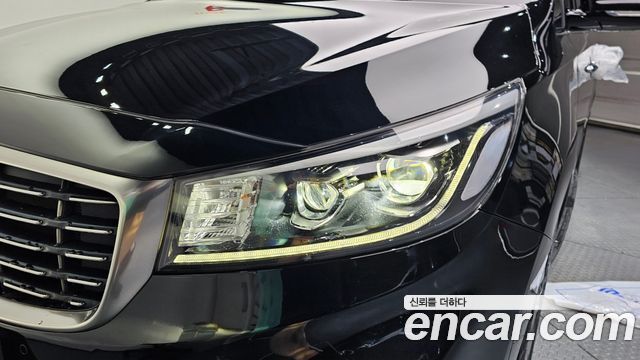 Kia Canival 2019 — photo 8