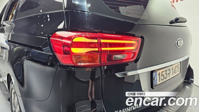 Kia Canival 2019 — photo 9