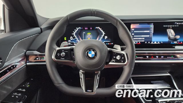 BMW 7-Series 2025 — photo 18
