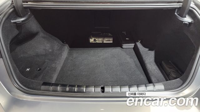 BMW 7-Series 2025 — photo 26