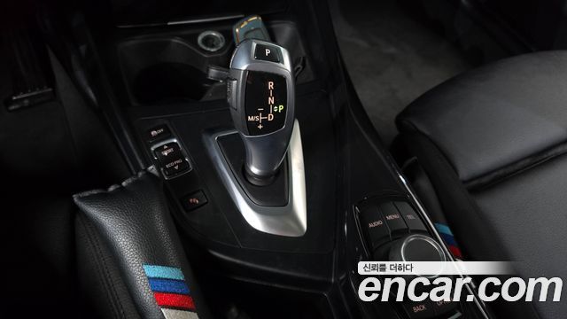 BMW 1-Series 2015 — photo 12