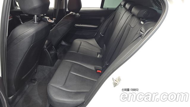 BMW 1-Series 2015 — photo 17