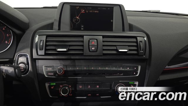 BMW 1-Series 2015 — photo 18