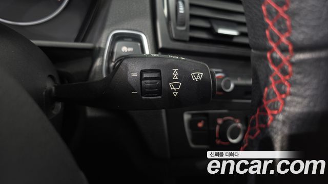 BMW 1-Series 2015 — photo 25