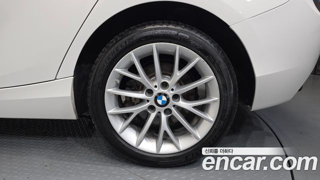 BMW 1-Series 2015 — photo 7