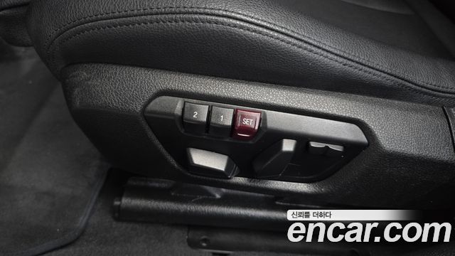 BMW 1-Series 2015 — photo 28