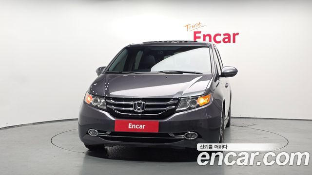 Honda Odyssey 2016 — photo 3