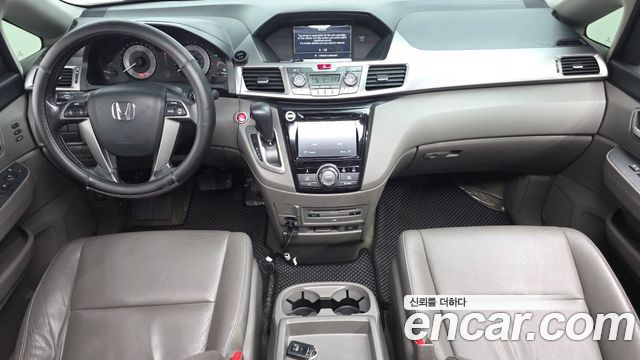 Honda Odyssey 2016 — photo 7