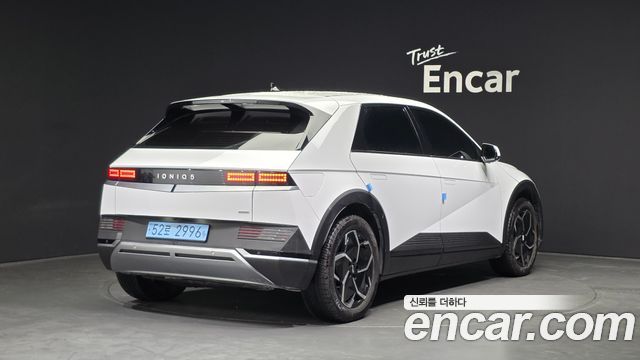 Hyundai Ioniq5 2023 — photo 2