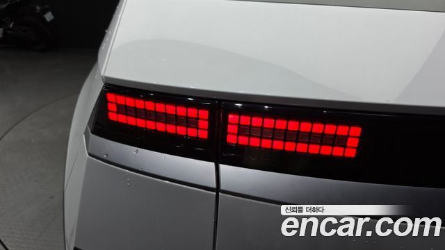 Hyundai Ioniq5 2023 — photo 9
