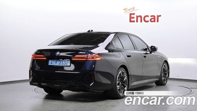 BMW i5 2024 — photo 2