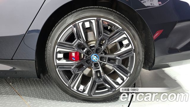 BMW i5 2024 — photo 7