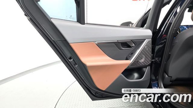 BMW i5 2024 — photo 15