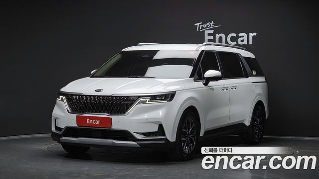 Kia Canival 2021 — photo 1