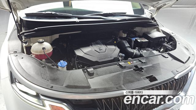 Kia Canival 2021 — photo 6