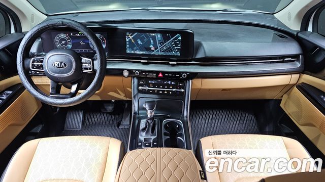 Kia Canival 2021 — photo 10