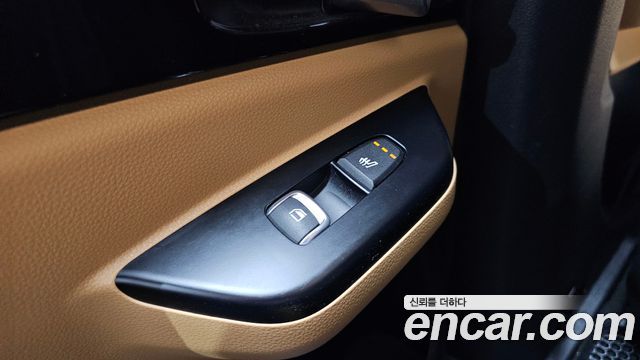 Kia Canival 2021 — photo 25