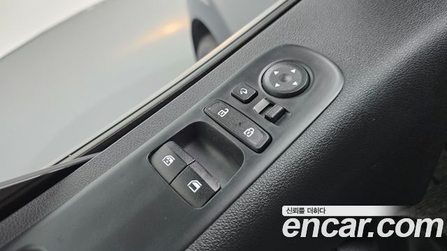 Hyundai Staria 2023 — photo 20