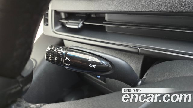 Hyundai Staria 2023 — photo 22
