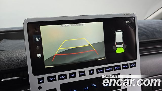 Hyundai Staria 2023 — photo 23