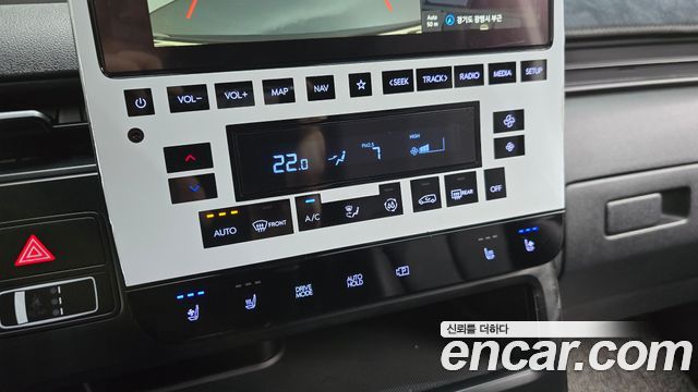 Hyundai Staria 2023 — photo 25