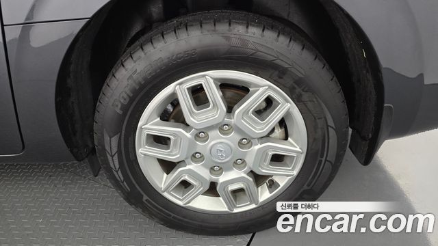 Hyundai Staria 2023 — photo 7