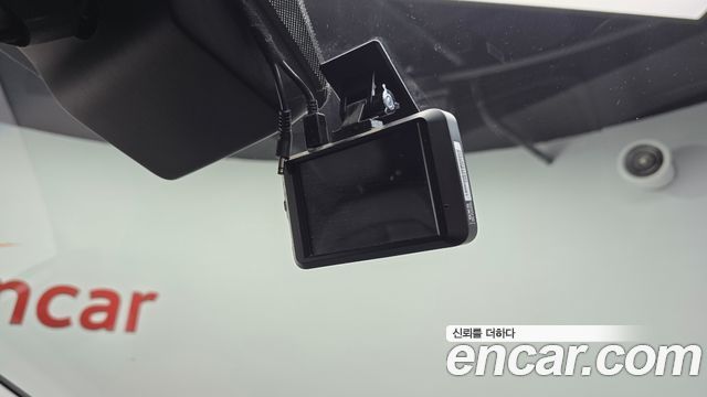 Hyundai Staria 2023 — photo 28