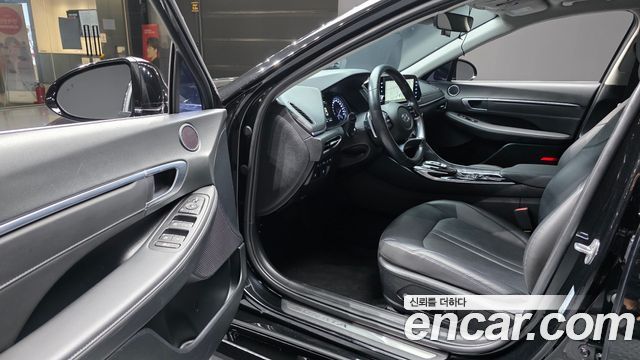 Hyundai Sonata 2022 — photo 13
