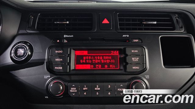 Kia pride 2014 — photo 24