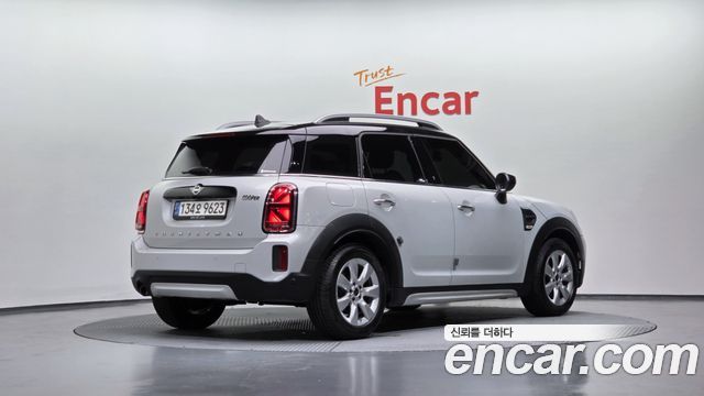 Mini Countryman 2022 — photo 2