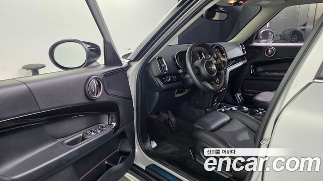 Mini Countryman 2022 — photo 13