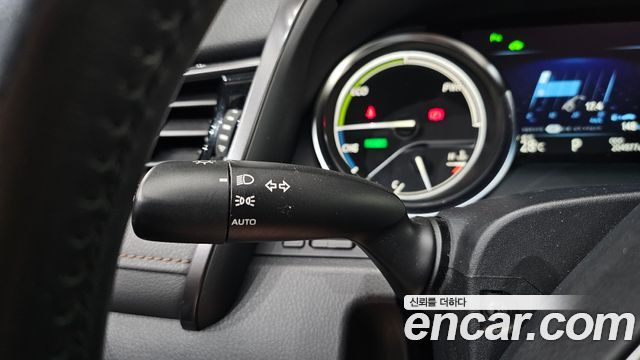 Toyota Camry 2019 — photo 17