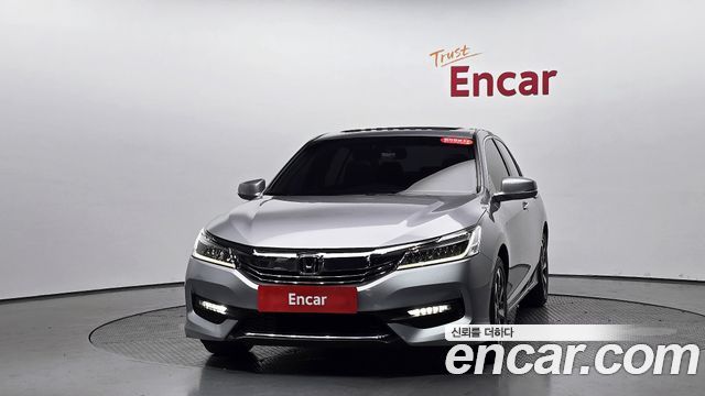 Honda Accord 2017 — photo 3