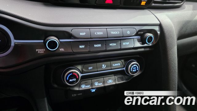 Hyundai Veloster 2021 — photo 19