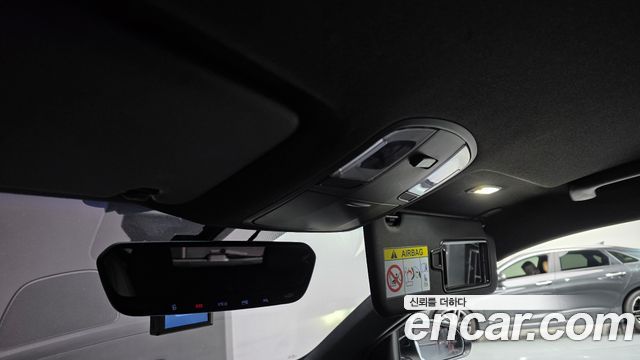 Hyundai Veloster 2021 — photo 20
