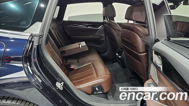 BMW Gran Turismo 2022 — photo 17