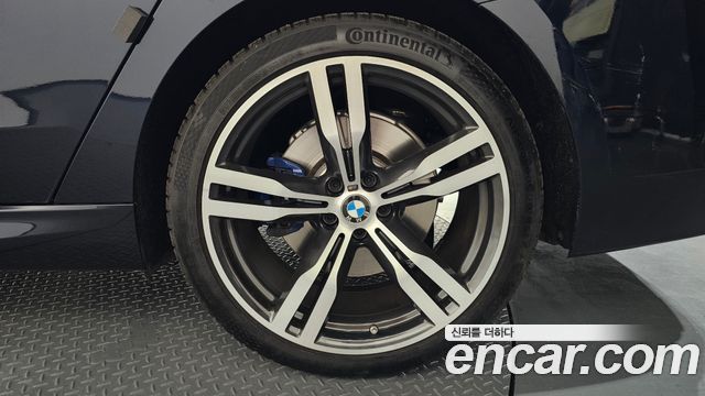 BMW Gran Turismo 2022 — photo 7