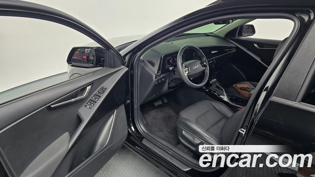 Kia Niro 2024 — photo 11
