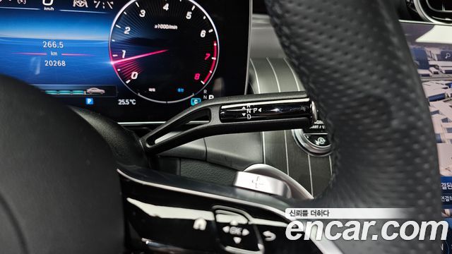 Mercedes-Benz GLC-Class 2024 — photo 9