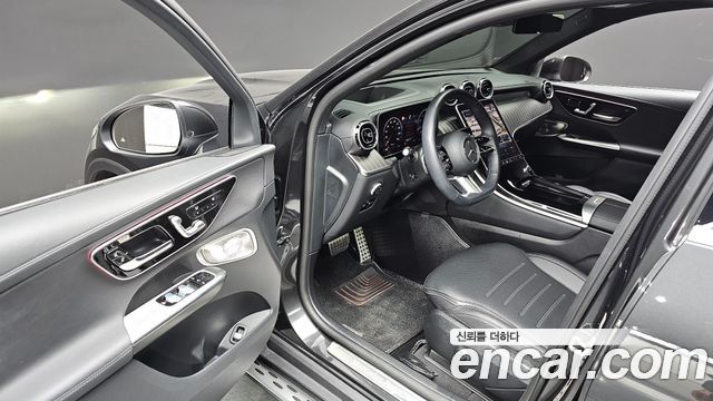 Mercedes-Benz GLC-Class 2024 — photo 11