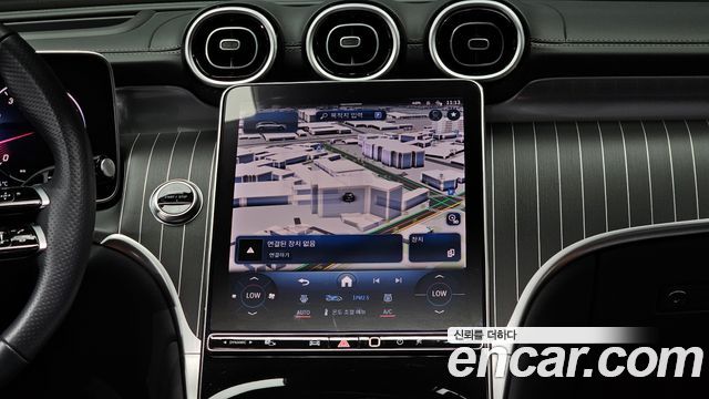 Mercedes-Benz GLC-Class 2024 — photo 13