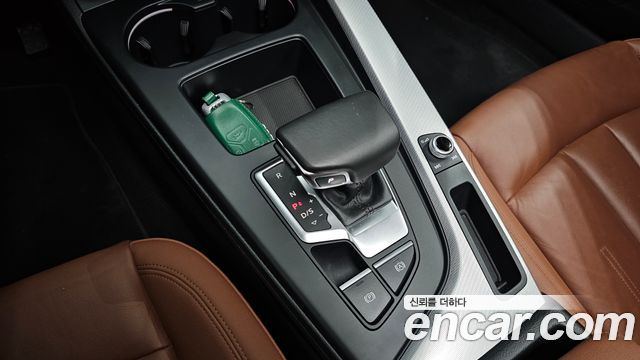 Audi A4 2021 — photo 9
