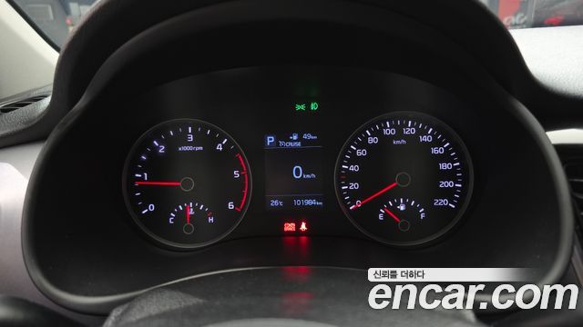 Kia Stonic 2018 — photo 11
